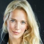 Luisana Lopilato, de la chica simpática que creció en la tele a convertirse en esposa, mamá, actriz y productora: “Qué difícil es ser yo”