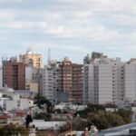 La semana arranca con nubes y alguna chance de lluvia, pero luego irá mejorando​