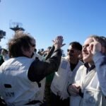 El ministro de Gobierno bonaerense criticó a Milei por su visita al portaaviones USS Nimitz