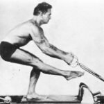 Joseph Pilates, creador del método de entrenamiento: “Los hábitos incorrectos en el día a día son los responsables de la mayoría de las dolencias”